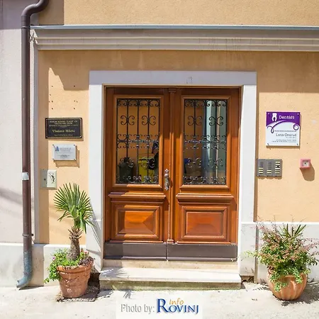 Zora City Rovinj Exterior photo